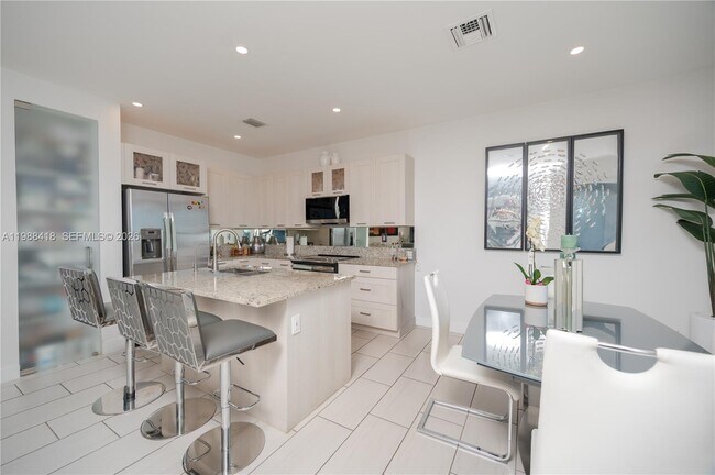 Foto del edificio - 15785 NW 91st Ct