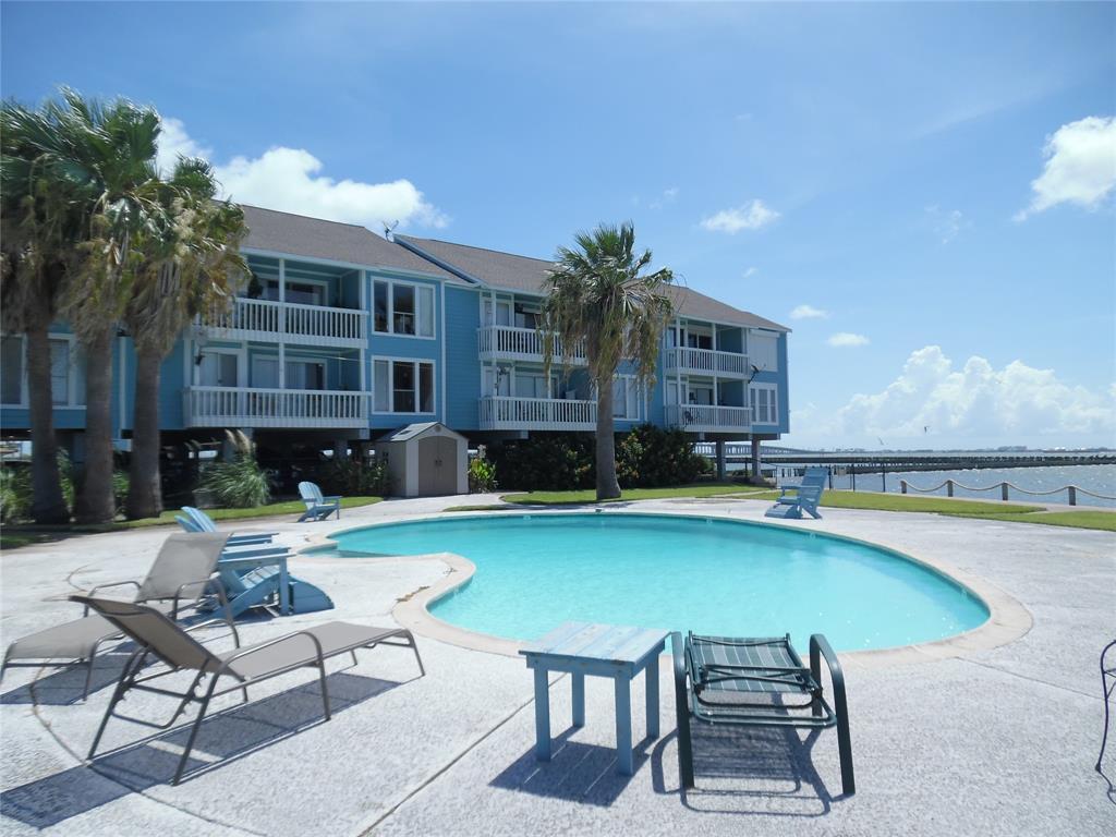 Primary Photo - 500 Tiki Dr