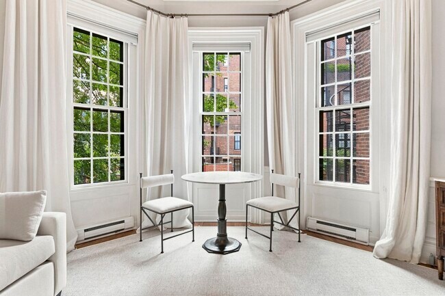 Foto del edificio - 80 Marlborough St