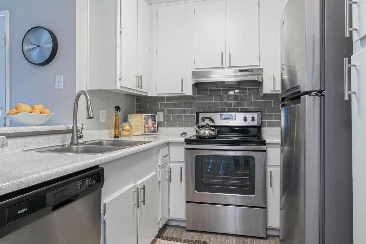 Westmount at Urban Trails 1620 W Southern Ave Mesa, AZ Apartments