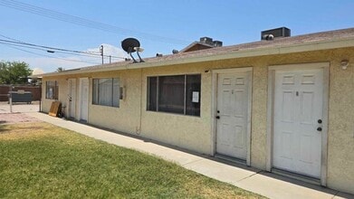 Building Photo - 455 W Orange Ave