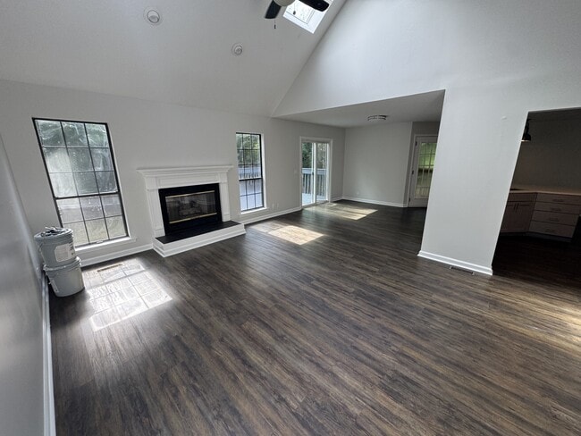 Building Photo - 825 Cold Creek Trail