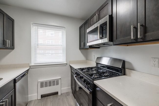 Building Photo - Watson Apartments