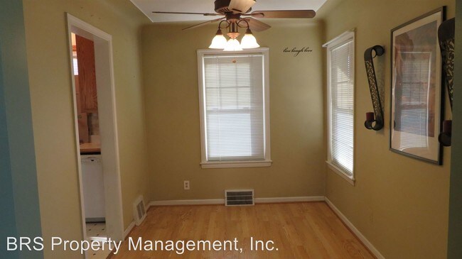 Foto del edificio - 3 br, 1 bath House - 22910 Oakwood Ave.