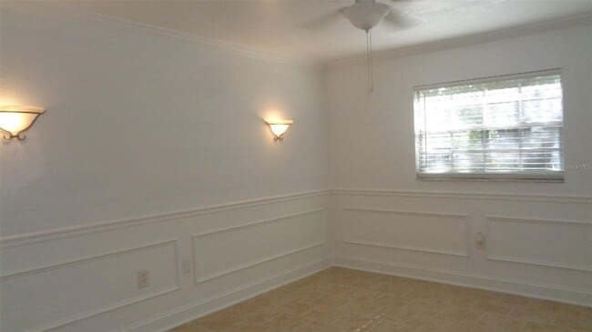 Building Photo - 2 Bedroom 2 Bath