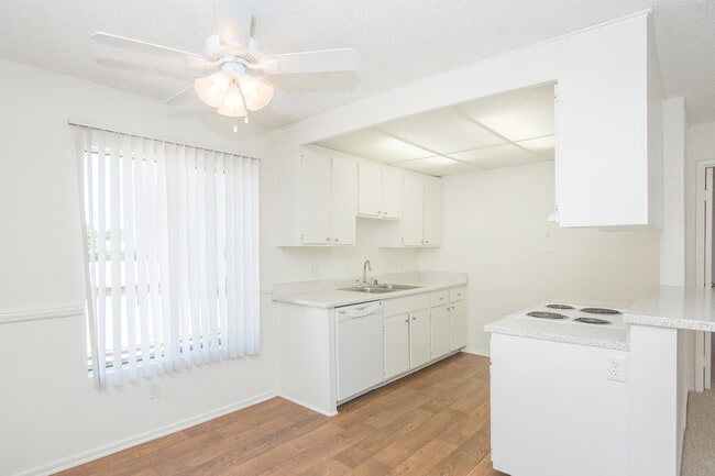Building Photo - McComber Creek Apartments