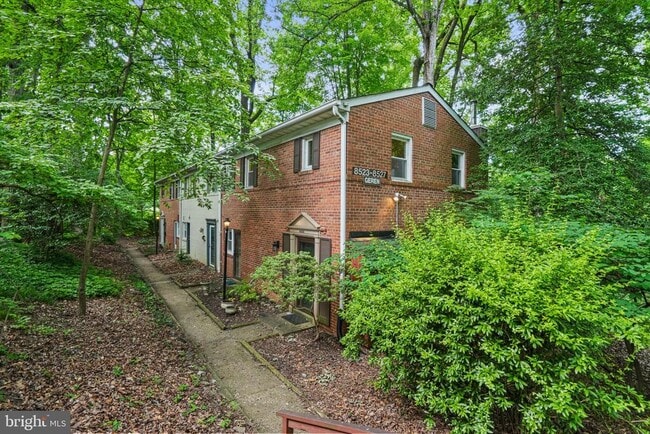 Building Photo - 8525 Geren Rd