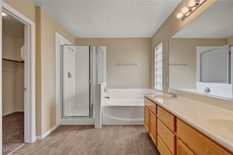 Building Photo - 893 Dancing Vines Ave