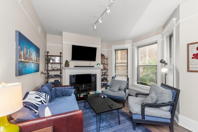 Foto del edificio - 954 W Cuyler Ave