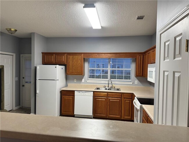 Building Photo - 2468 Brianna Dr