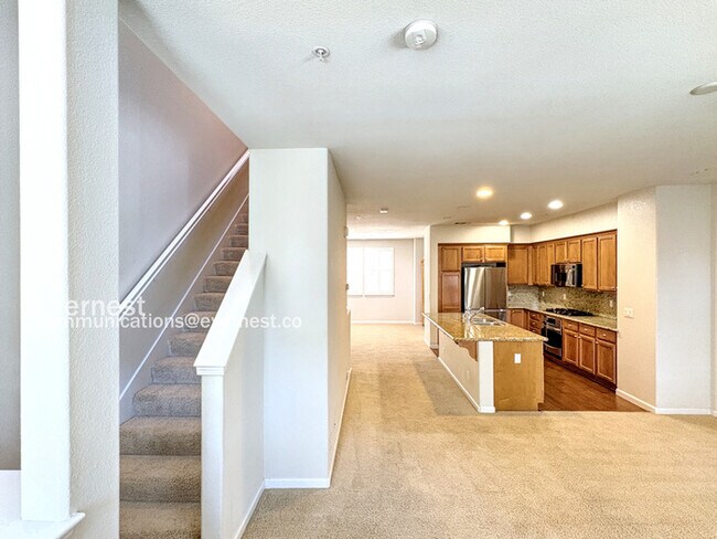 Building Photo - 3004 Maritime Way
