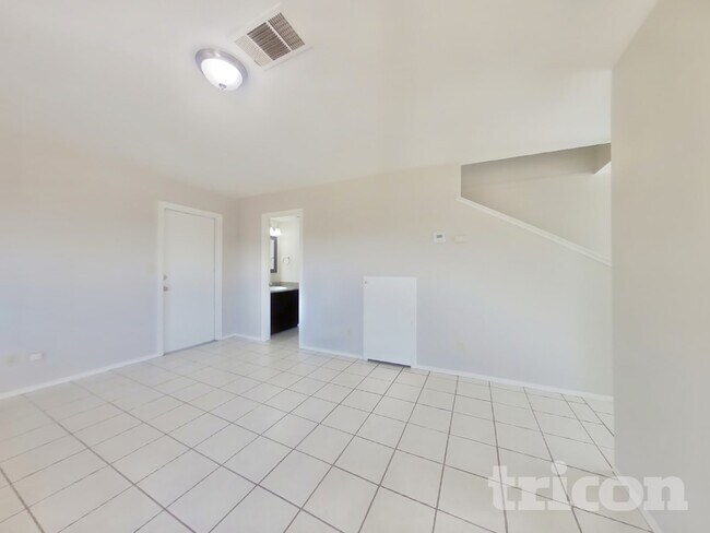 Foto del edificio - 1872 Little John Way