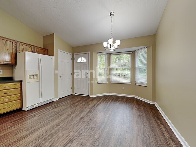 Building Photo - 7891 Red Sunset Way
