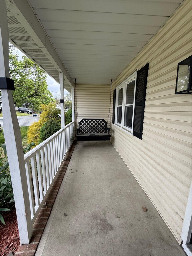 Foto del edificio - 1221 Windward Ave