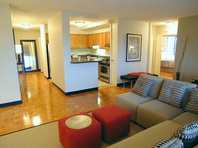 Foto del edificio - 1575 Tremont St