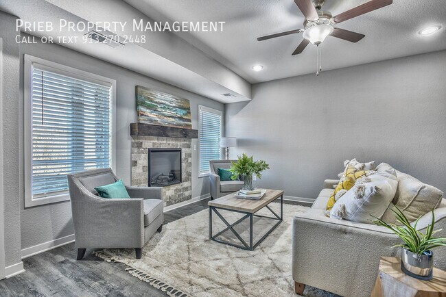 Foto del edificio - 22091 W 123rd Ln