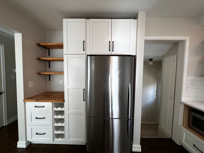 Building Photo - The Perfect Cozy 4 Bedroom Home in Birmingham