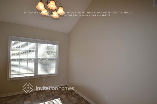 Foto del edificio - 552 Bridgeport Pl