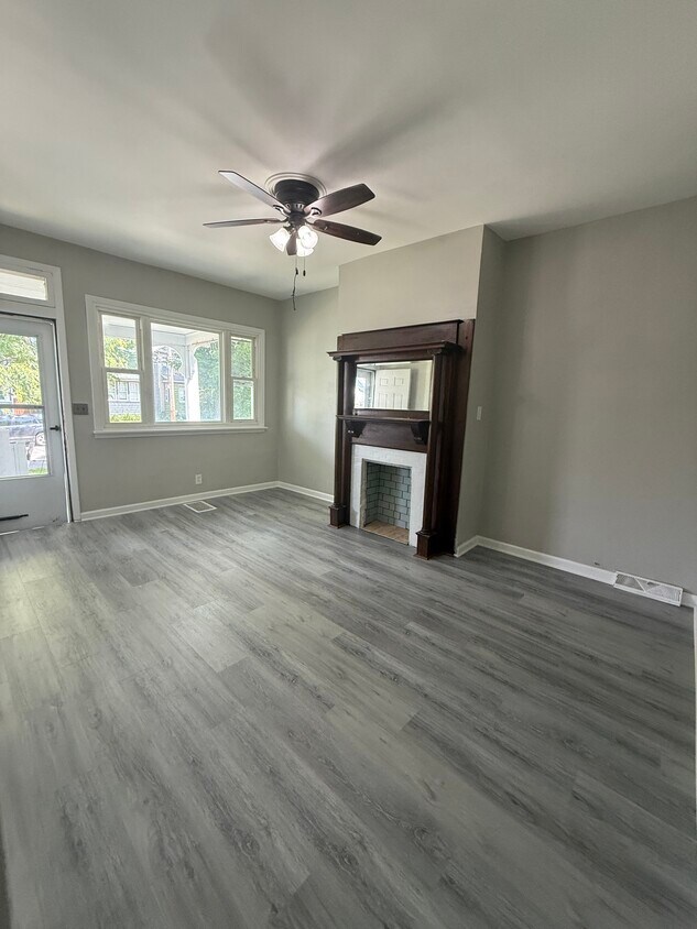 Foto principal - 101 Aldrich Pl