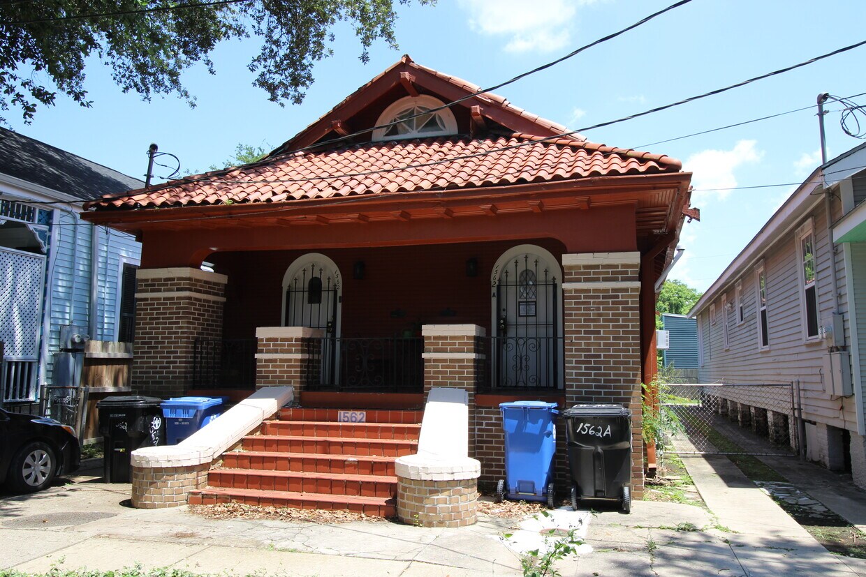 Primary Photo - 1562 N Dorgenois St