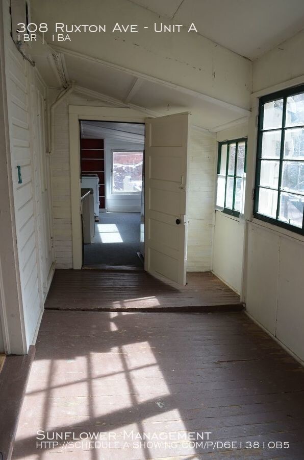 Foto del edificio - 308 Ruxton Ave