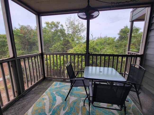 Foto del edificio - 2308 W Fort Macon Rd