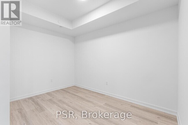 Building Photo - 4365 Bloor St W