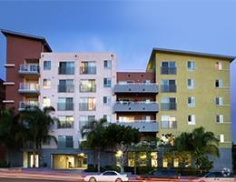 Building Photo - 950 S Harvard Blvd