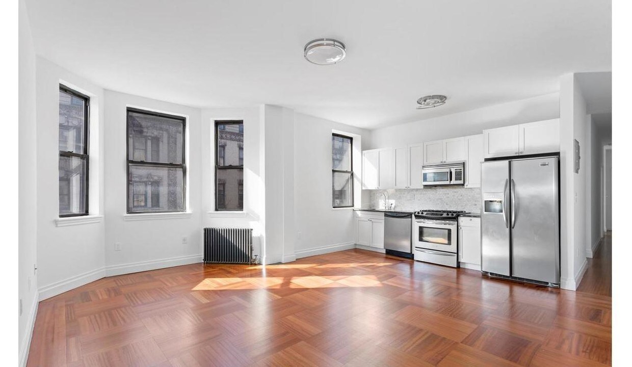 Primary Photo - 602 W 137th St