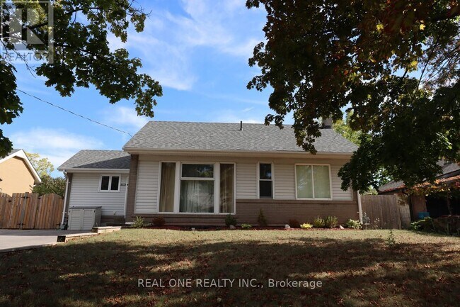 Building Photo - 130 Mayfield Dr