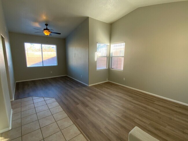Foto del edificio - *2 WEEKS FREE RENT FOR QUALIFIED APPLICANT...