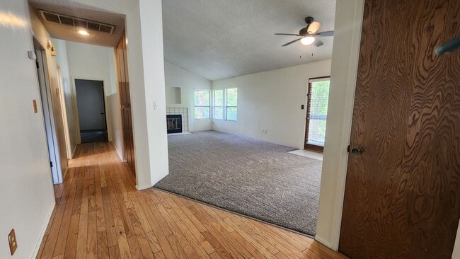 Building Photo - 3509 Rosemary Ct