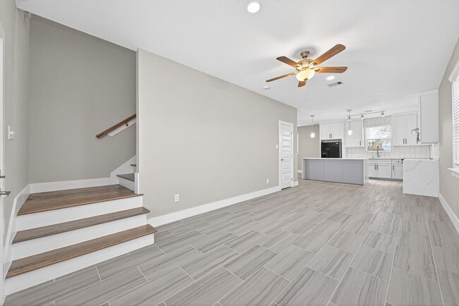 Building Photo - 2053 Rd 5707
