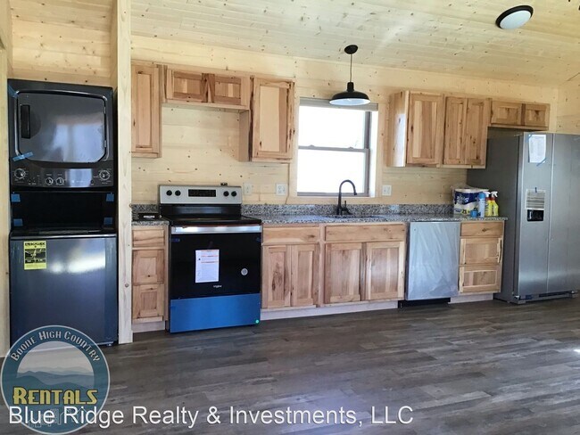 Building Photo - 1 br, 1 bath House - 226 Oliver Lane