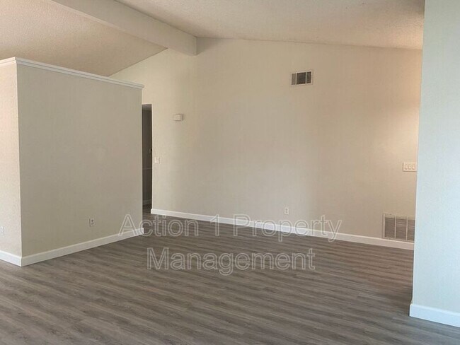 Building Photo - 2527 Spyglass Hills Rd