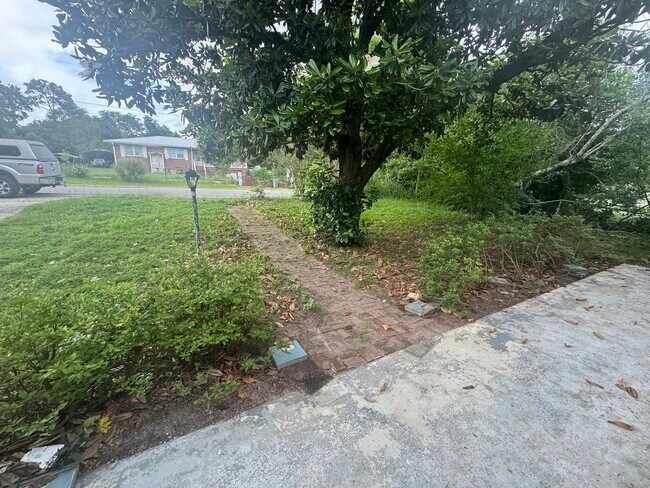 Foto del edificio - 3013 W La Rua St