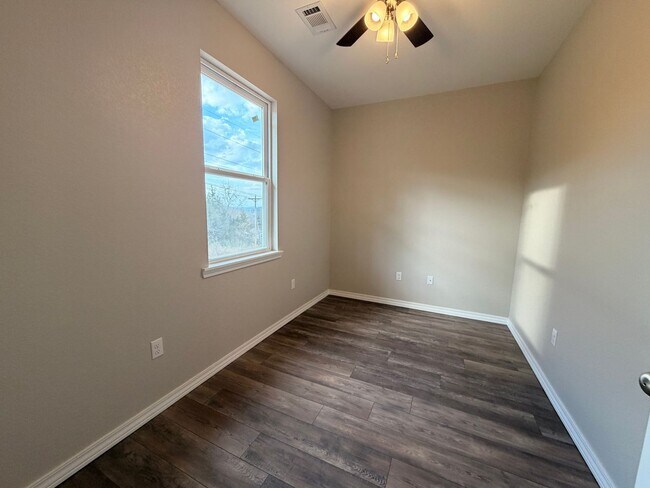 Foto del edificio - Welcome to your dream home in Russellville, AR!