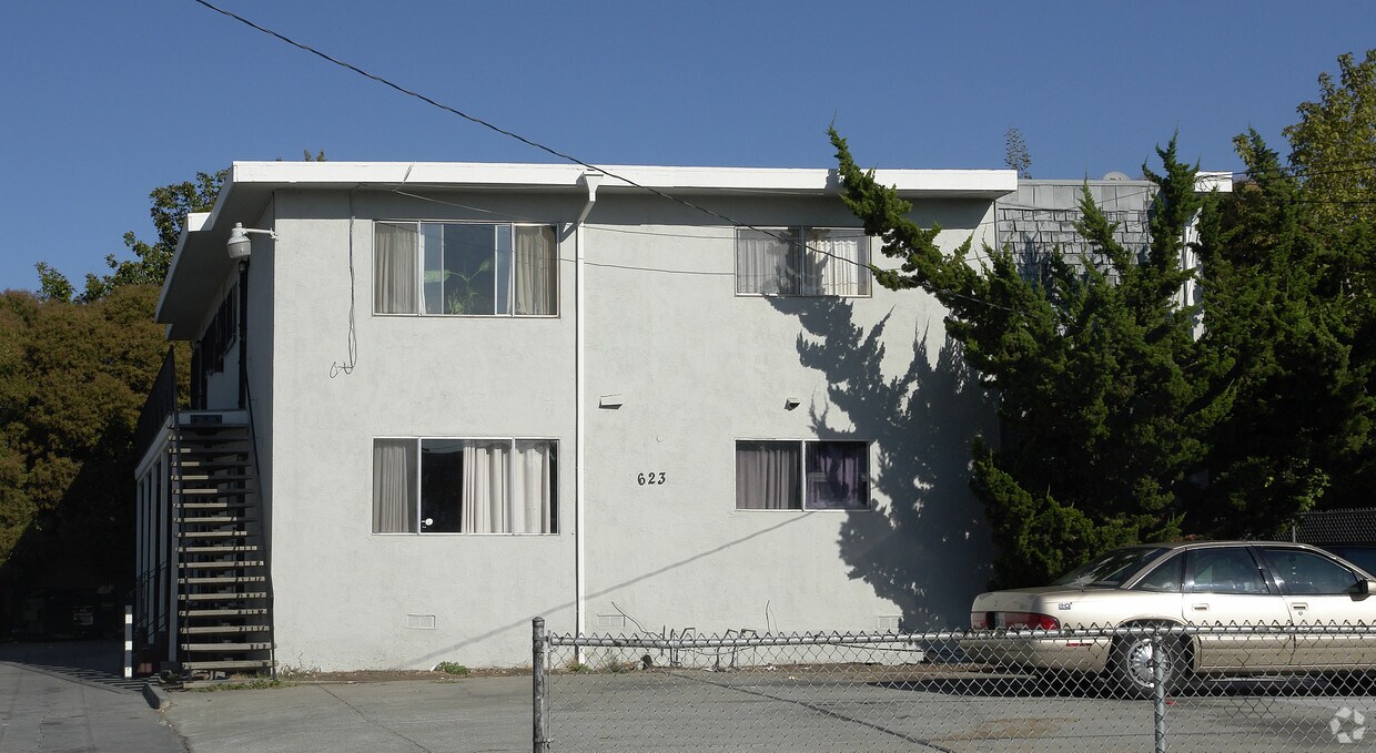 Primary Photo - 2623 79th Ave