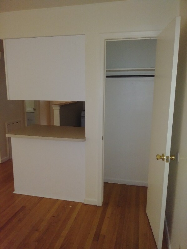 Foto del edificio - 165 E Oakridge Ave