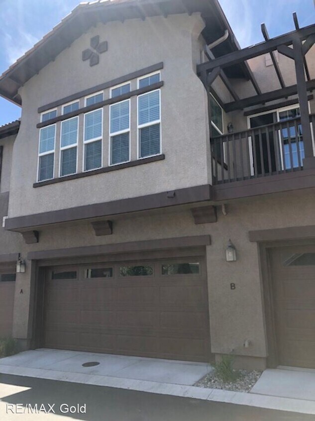 Primary Photo - 3 br, 2 bath House - 1801 Wind Ranch Unit B