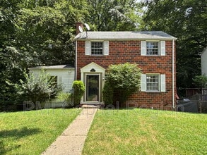 Building Photo - 9919 Big Rock Rd