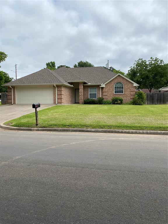 Primary Photo - 211 S Choctaw Dr