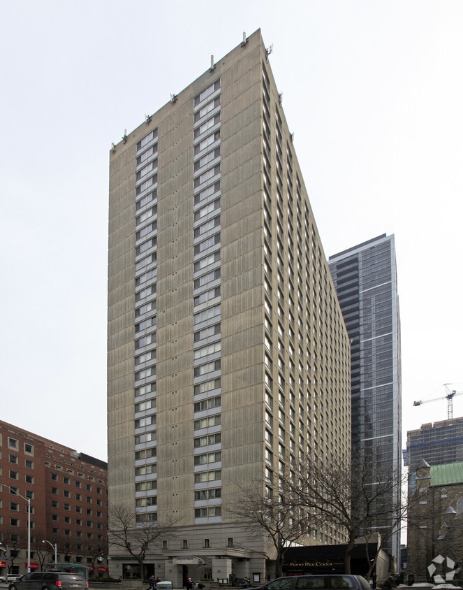 Primary Photo - Residences on Bloor