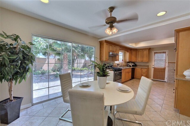 Foto del edificio - 6691 Walton Dr
