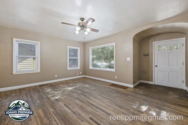 Foto del edificio - 211 Walnut St