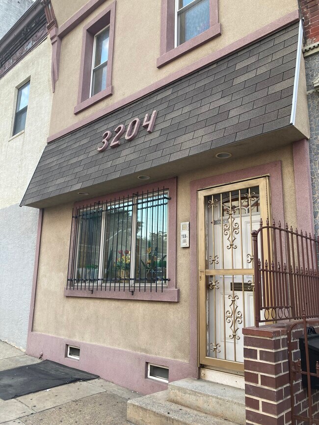 street view - 3204 Frankford Ave