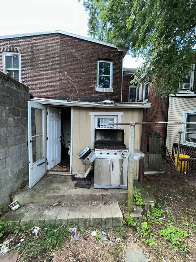 Foto del edificio - 22 Houghton Ave