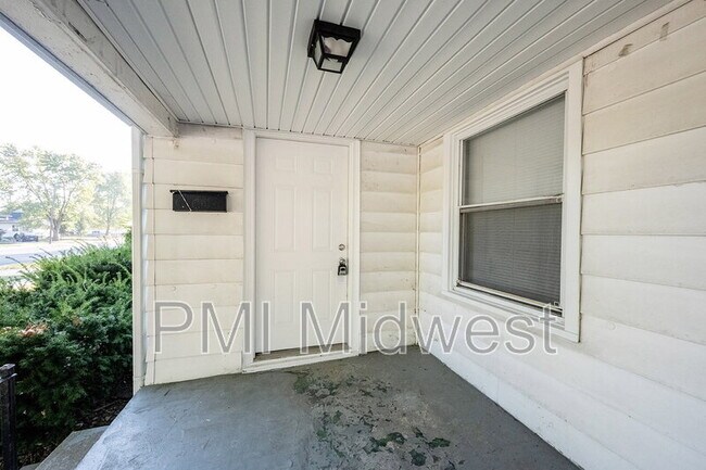 Foto del edificio - 4801 East 21st St