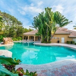 Interior Photo - Club Caribe Apartments SPRING SPECIAL