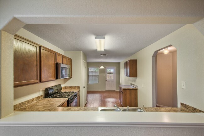 Building Photo - 15426 Sableton Crest Ln